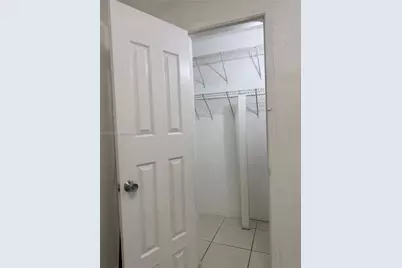 258 E 46th St, Hialeah, FL 33013 - Photo 19