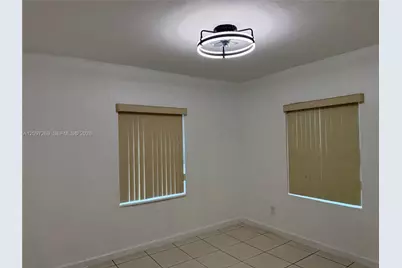 258 E 46th St, Hialeah, FL 33013 - Photo 13