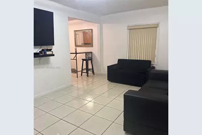 258 E 46th St, Hialeah, FL 33013 - Photo 7