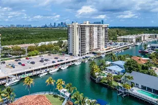 2500 NE 135th St, North Miami, FL 33181 - Photo 13