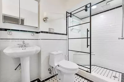 77 NW 106th St, Miami Shores, FL 33150 - Photo 25