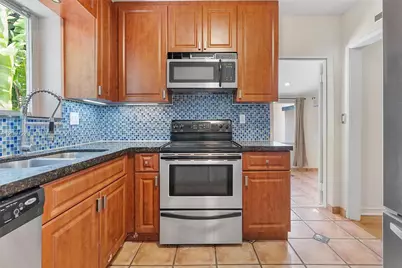 77 NW 106th St, Miami Shores, FL 33150 - Photo 17