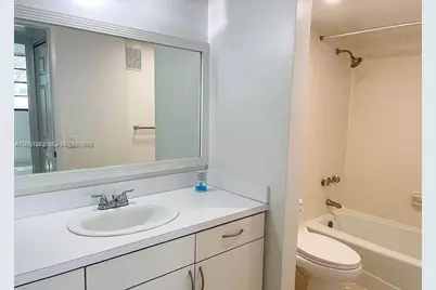 3611 SW 117th Ave #10-206, Miami, FL 33175 - Photo 9