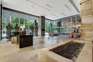 55 SE 6th St, Miami, FL 33131 - Photo 21