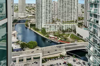 55 SE 6th St #3701, Miami, FL 33131 - Photo 15