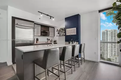 55 SE 6th St #3701, Miami, FL 33131 - Photo 7