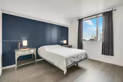 55 SE 6th St #3701, Miami, FL 33131 - Photo 9