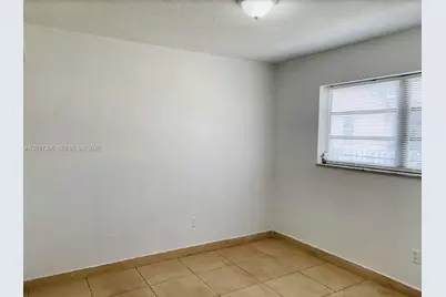 8275 NE Miami Ct #102, Miami, FL 33138 - Photo 5
