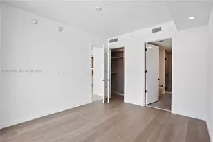 2200 Brickell Ave, Miami, FL 33129 - Photo 11