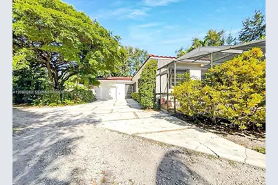 364 Navarre Dr, Miami Springs, FL 33166 - Photo 23