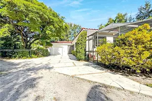 364 Navarre Dr, Miami Springs, FL 33166 - Photo 23