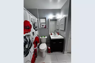 5836 NW 199th St, Hialeah, FL 33015 - Photo 19