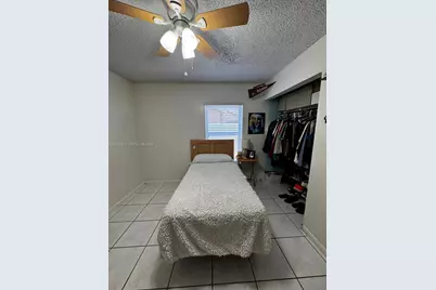5836 NW 199th St, Hialeah, FL 33015 - Photo 17