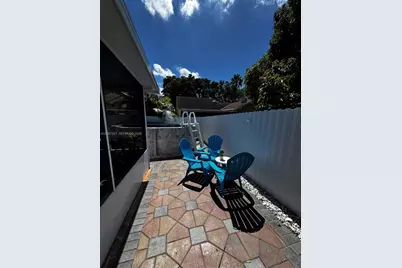 5836 NW 199th St, Hialeah, FL 33015 - Photo 39