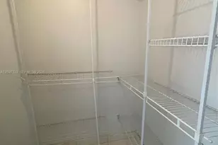 9421 Fontainebleau Blvd, Miami, FL 33172 - Photo 23