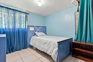 18490 SW 216th St, Miami, FL 33170 - Photo 19