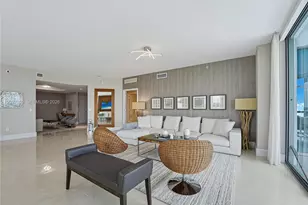 17301 Biscayne Blvd, North Miami Beach, FL 33160 - Photo 7