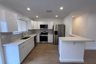 350 SW 17th Rd, Miami, FL 33129 - Photo 3