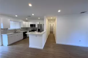 350 SW 17th Rd, Miami, FL 33129 - Photo 9