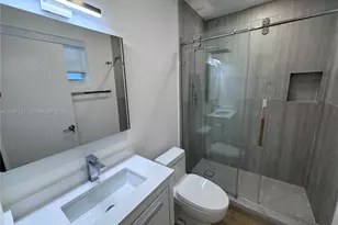 350 SW 17th Rd, Miami, FL 33129 - Photo 15
