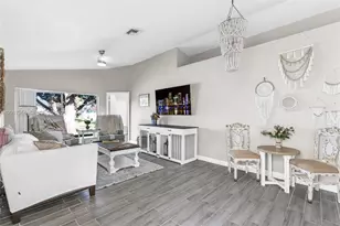 10831 NW 3rd Ct, Pembroke Pines, FL 33026 - Photo 3