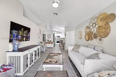 10831 NW 3rd Ct #N/A, Pembroke Pines, FL 33026 - Photo 5