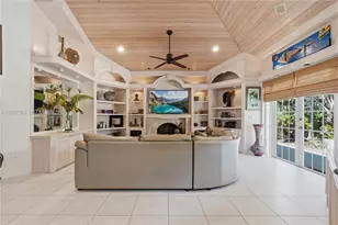 13105 SW 106th Ave, Miami, FL 33176 - Photo 13