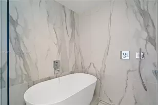 1400 Biscayne Blvd, Miami, FL 33132 - Photo 17