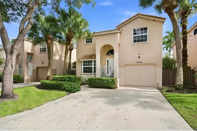 10830 NW 12th Pl, Plantation, FL 33322 - Photo 1