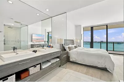 650 NE 32nd St #2406, Miami, FL 33137 - Photo 15