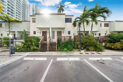 1901 NW S River Dr #30C, Miami, FL 33125 - Photo 17
