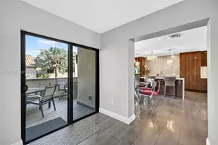 8 Portside Dr, Fort Lauderdale, FL 33316 - Photo 23