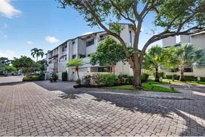 8 Port Side Dr #8A, Fort Lauderdale, FL 33316 - Photo 1