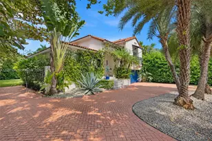945 NE 78th St, Miami, FL 33138 - Photo 3