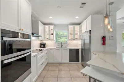 945 NE 78th St #0, Miami, FL 33138 - Photo 5