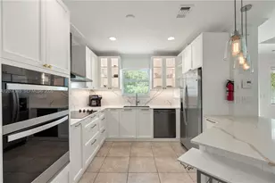 945 NE 78th St, Miami, FL 33138 - Photo 5