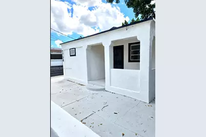 1738 NW 67th St, Miami, FL 33147 - Photo 3