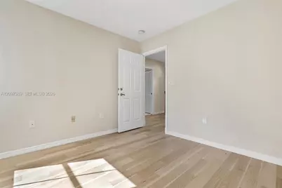 1960 Sweetbay Way, Hollywood, FL 33019 - Photo 31