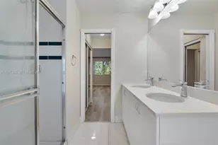 1960 Sweetbay Way, Hollywood, FL 33019 - Photo 41