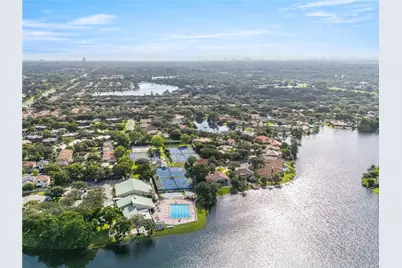 16 Chestnut Cir, Cooper City, FL 33026 - Photo 21