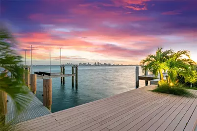1580 S Treasure Dr, North Bay Village, FL 33141 - Photo 5