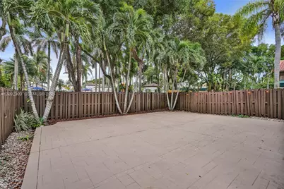 11366 NW 52nd St, Doral, FL 33178 - Photo 35