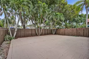 11366 NW 52nd St, Doral, FL 33178 - Photo 35