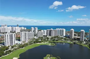3675 N Country Club Dr, Aventura, FL 33180 - Photo 45