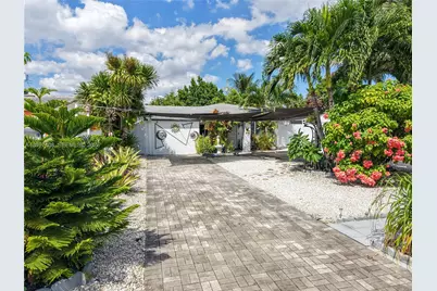 1663 NE 176th St, North Miami Beach, FL 33162 - Photo 33