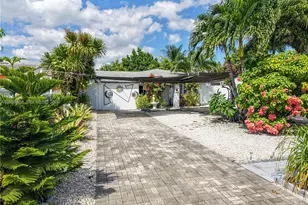 1663 NE 176th St, North Miami Beach, FL 33162 - Photo 33