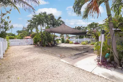 1663 NE 176th St, North Miami Beach, FL 33162 - Photo 29