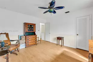 18958 Bob-O-Link Dr, Hialeah, FL 33015 - Photo 37