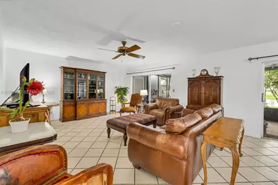18958 Bobolink Dr, Hialeah, FL 33015 - Photo 21