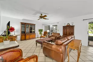 18958 Bob-O-Link Dr, Hialeah, FL 33015 - Photo 21
